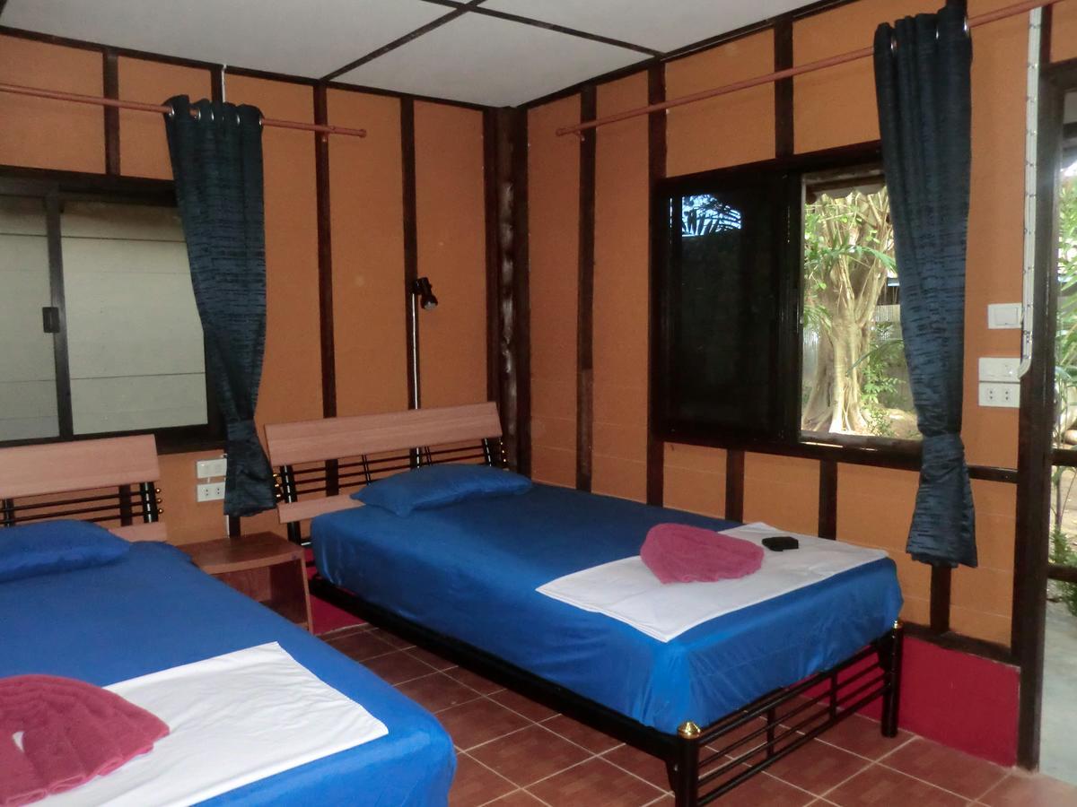 Hans Strand Bungalows Ko Lanta Kültér fotó