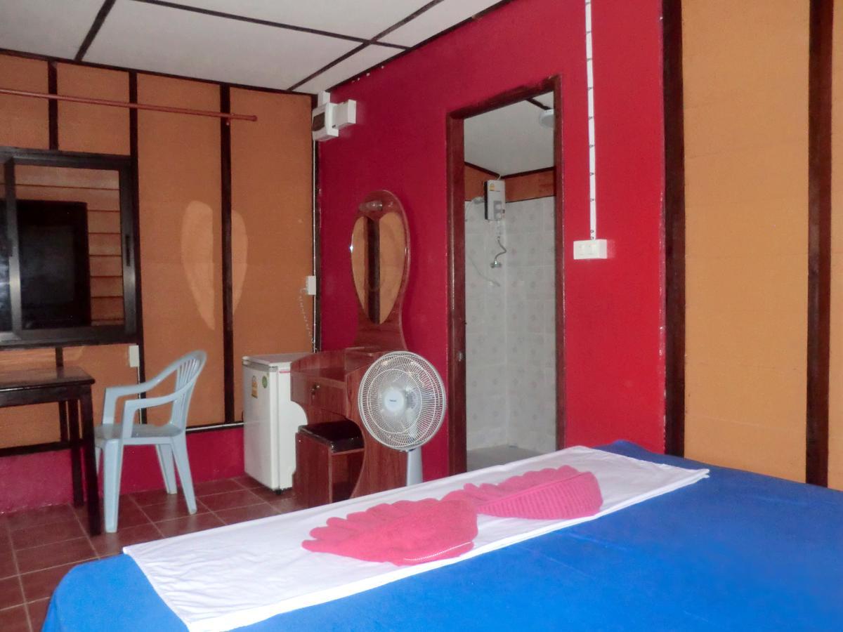 Hans Strand Bungalows Ko Lanta Kültér fotó