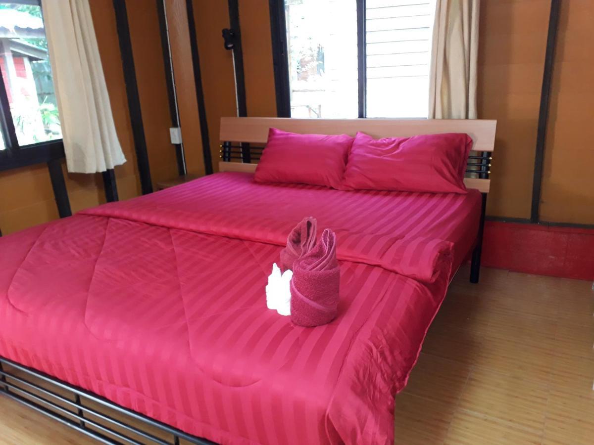 Hans Strand Bungalows Ko Lanta Kültér fotó