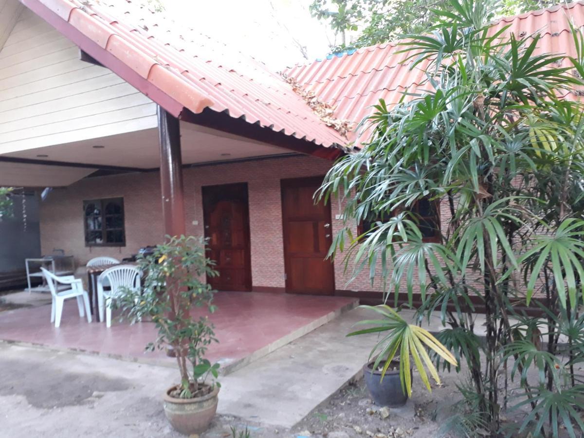 Hans Strand Bungalows Ko Lanta Kültér fotó
