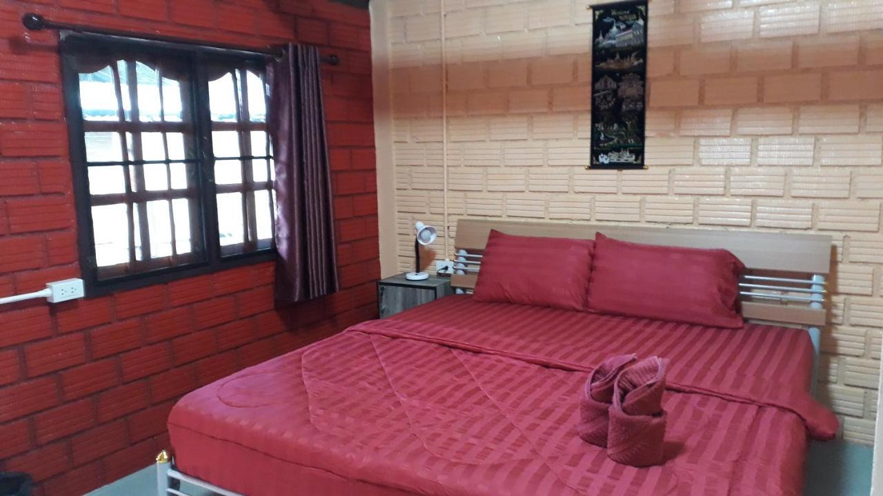 Hans Strand Bungalows Ko Lanta Kültér fotó